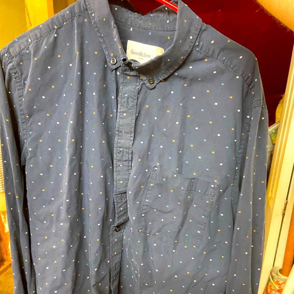 Men’s Pattered Button Up Dress Shirt